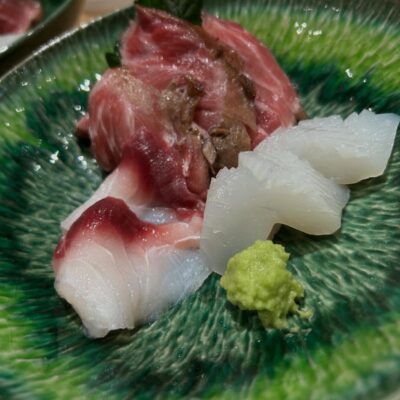 . 市場であまり出回らない ネコザメというサメをお造りでお出し…