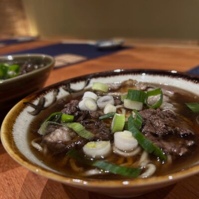 . 北海道産 ヒグマラーメン 今トレンドのヒグマ入り醤油ベース…